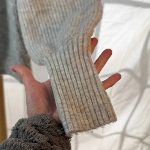 LOFT Heather Gray Ribbed Cardigan - Picture 4 of 5